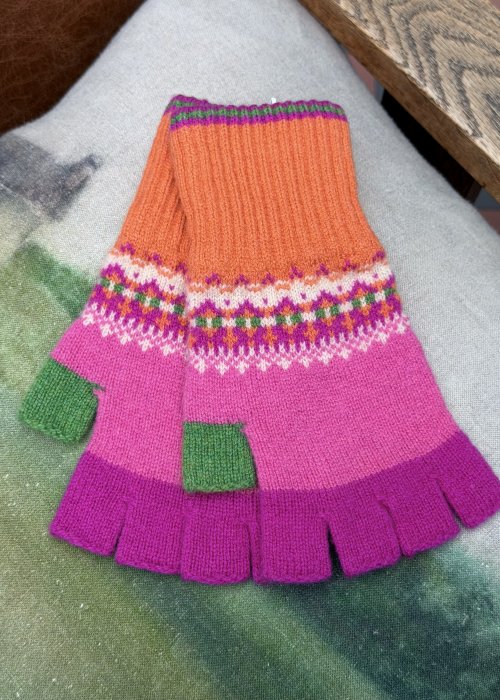 ERIBÉ | Alloa Fingerless Gloves | Tulip 