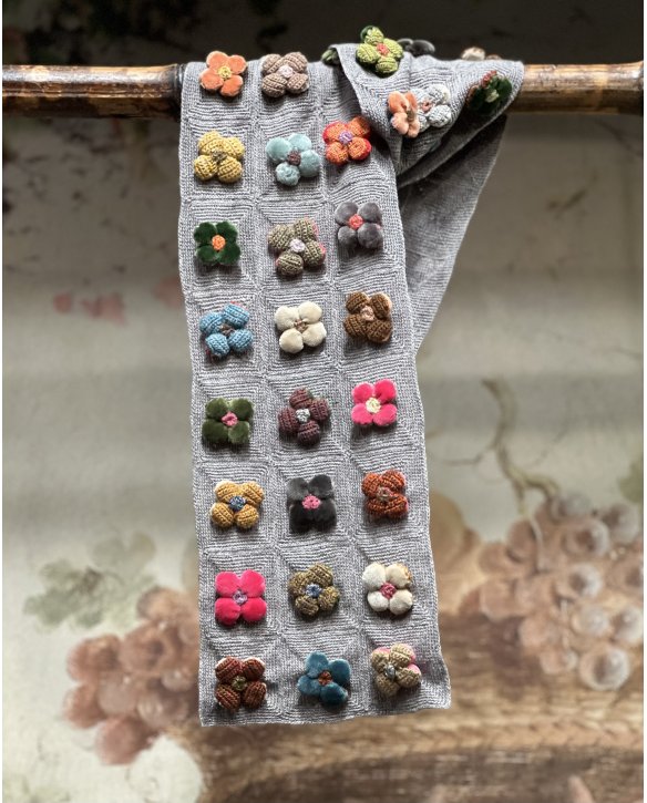 Sophie Digard | Crochet Scarf | Chunky Daisies | Small 
