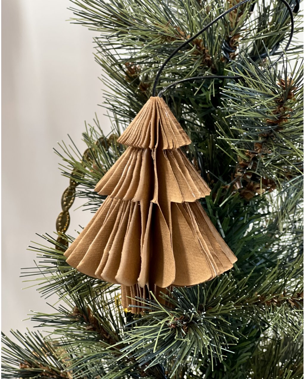 Nordstjerne | Folded Ornament | Tree | Caramel | 10cm Nordstjerne | Folded Ornament | Tree | Caramel | 10cm