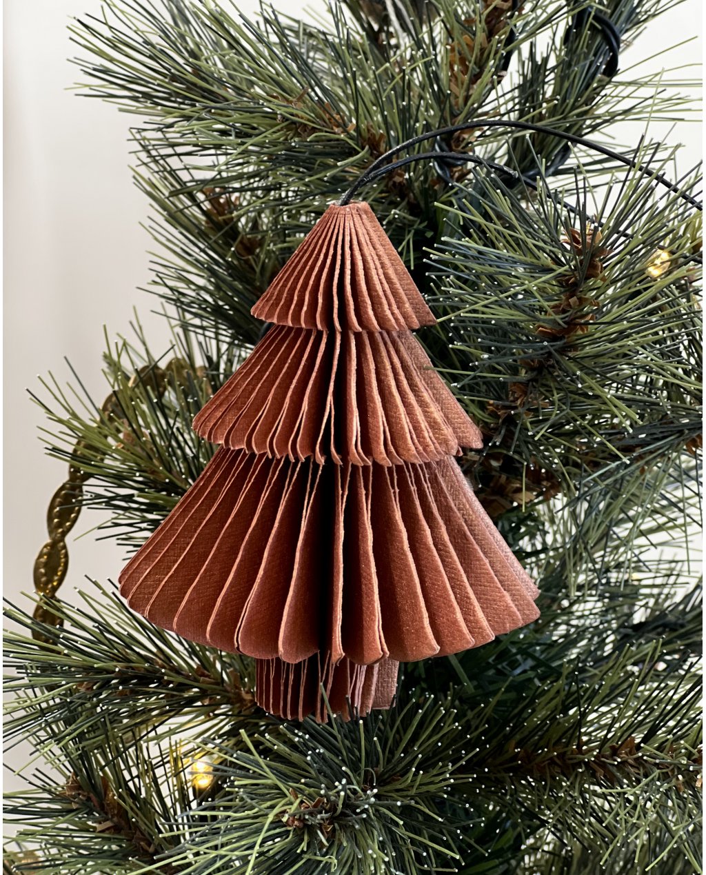 Nordstjerne | Folded Ornament | Tree | Copper | 10cm Nordstjerne | Folded Ornament | Tree | Copper | 10cm